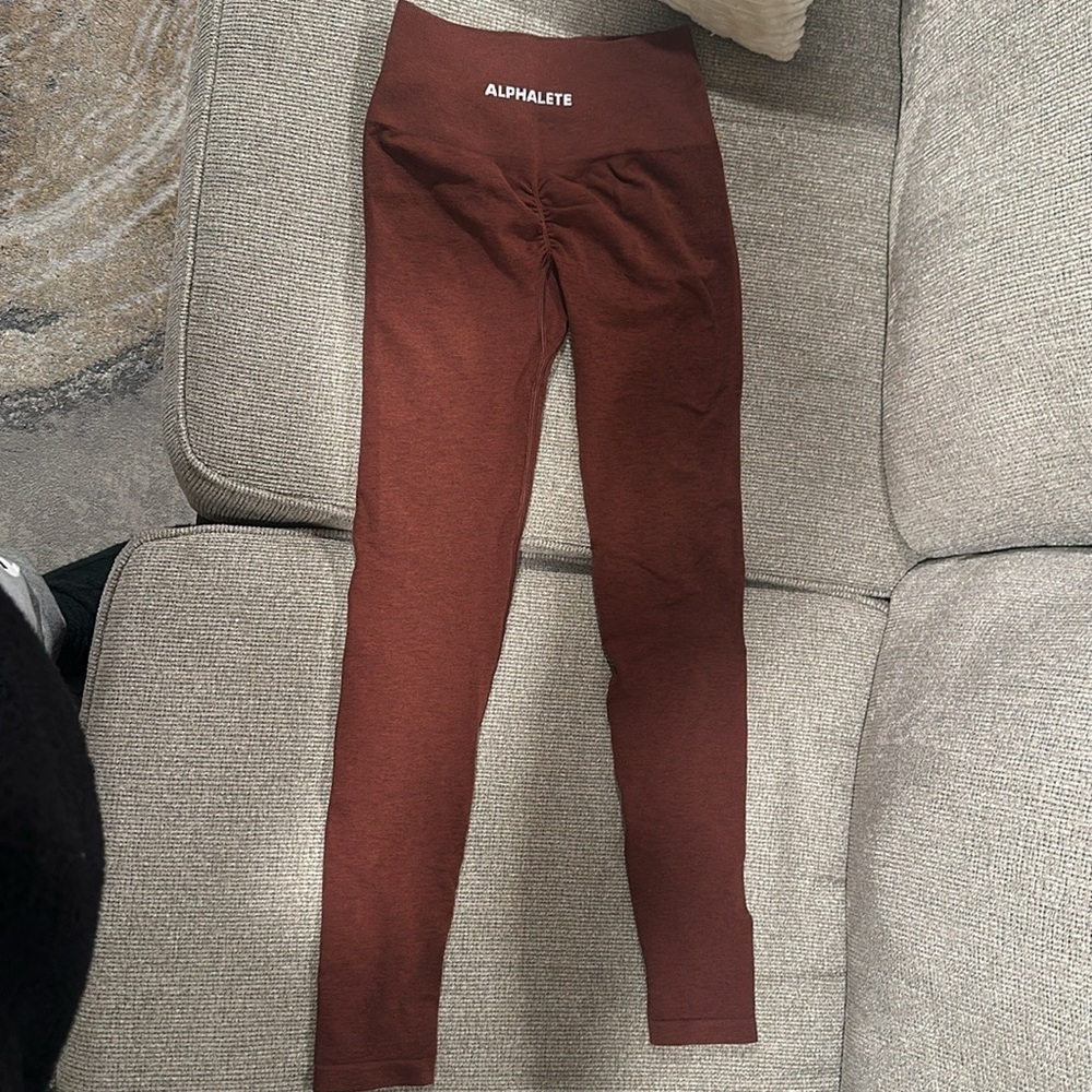 Alphalete amplify leggings in deep red size small!